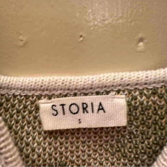 Storia Green Yellow Cream 70s Flower Crop Top Sweater Tank - Picture 5 of 5